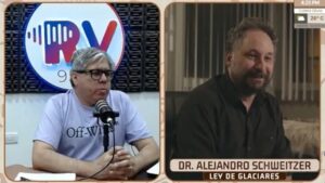 Para Schweitzer, cambiar la Ley de Glaciares es entregar la fuente de agua de Santa Cruz al avance minero